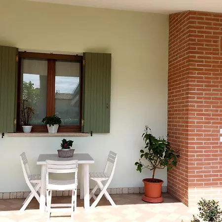 Castagnole Apartment דירה *