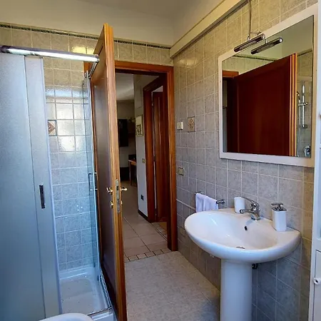 Castagnole Apartment *